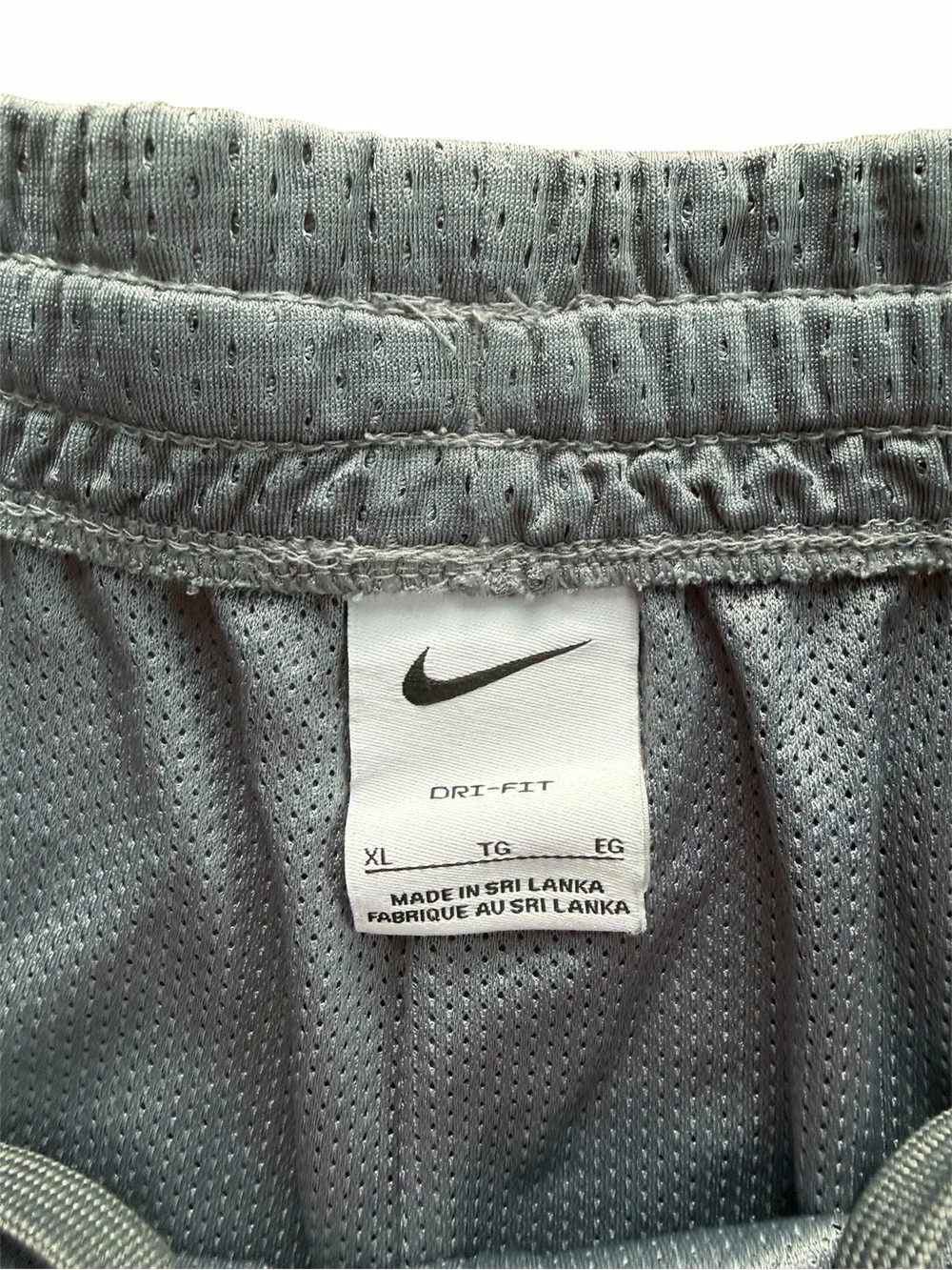 Nike Boys XL Gray Mesh Dri-Fit Athletic Basketball Shorts Youth Extra Large